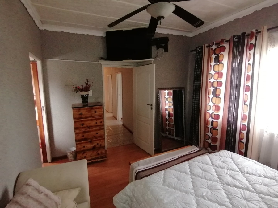 4 Bedroom Property for Sale in Vanes Estate Eastern Cape